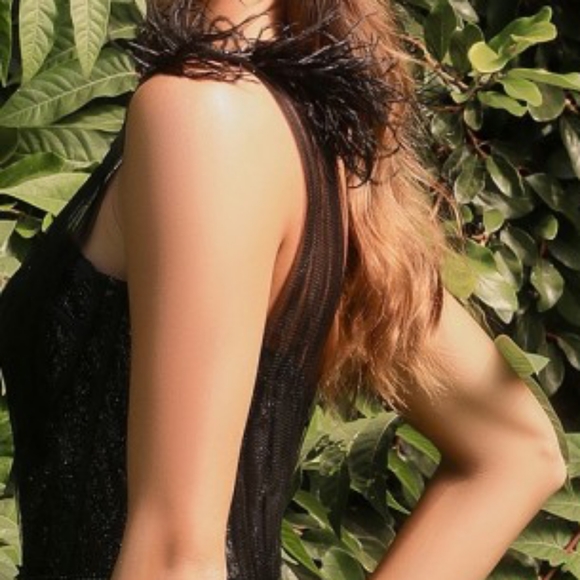 Fitted new glitter lace pattern feather bust cup long gown - Picture 7 of 10